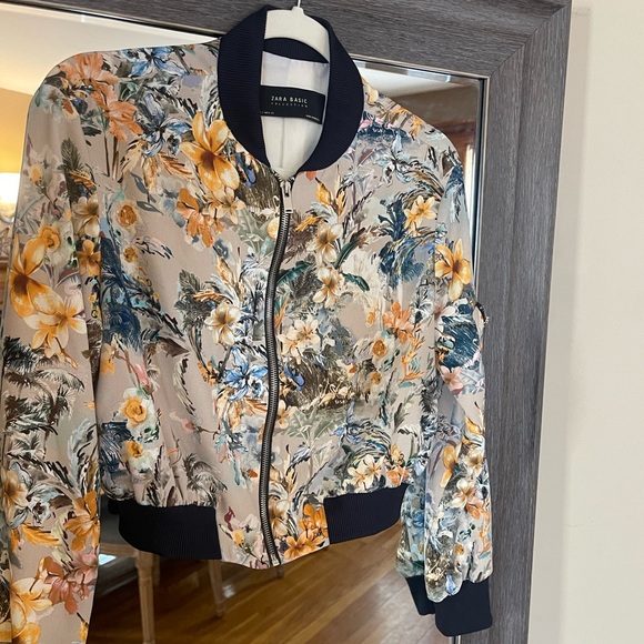 Floral bomber jacket - Picture 3 of 9